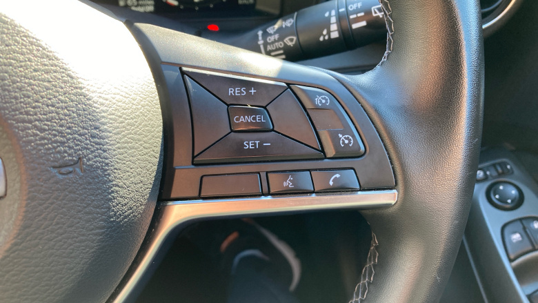 Nissan Juke 1.6 Hybrid N-Connecta 5dr Auto Hybrid Hatchback